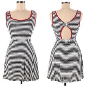 Issi Black & White Striped Mini Dress w Cutout Back, Lightweight Summer Dress M